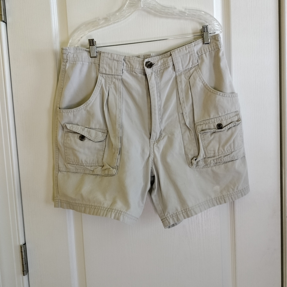 Redhead Clothing Y2K low rise cargo khaki shorts festival summer